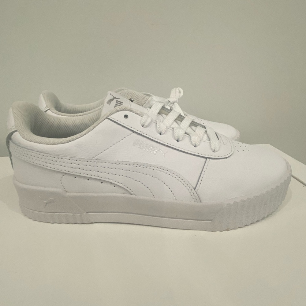 PUMA Carina 2.0 Women’s Sneakers